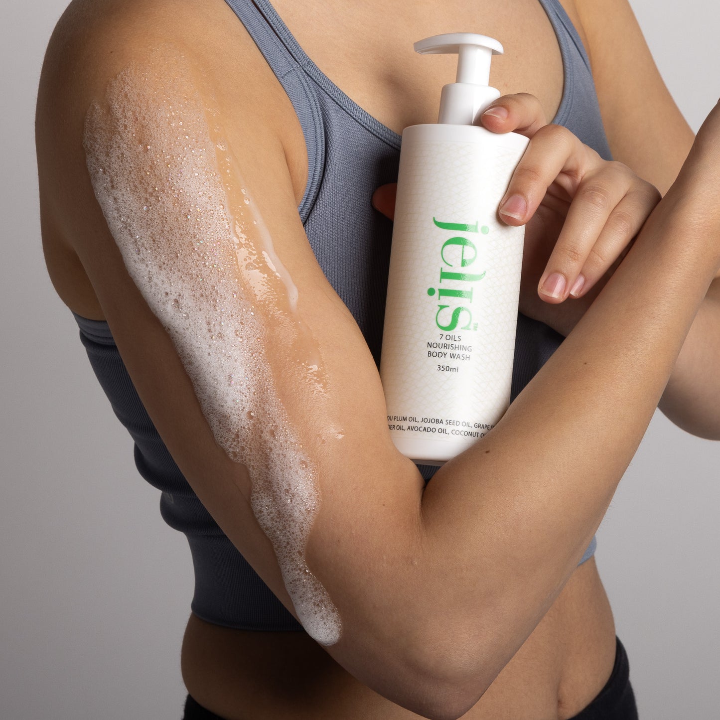 7 Oils Nourishing Body Wash